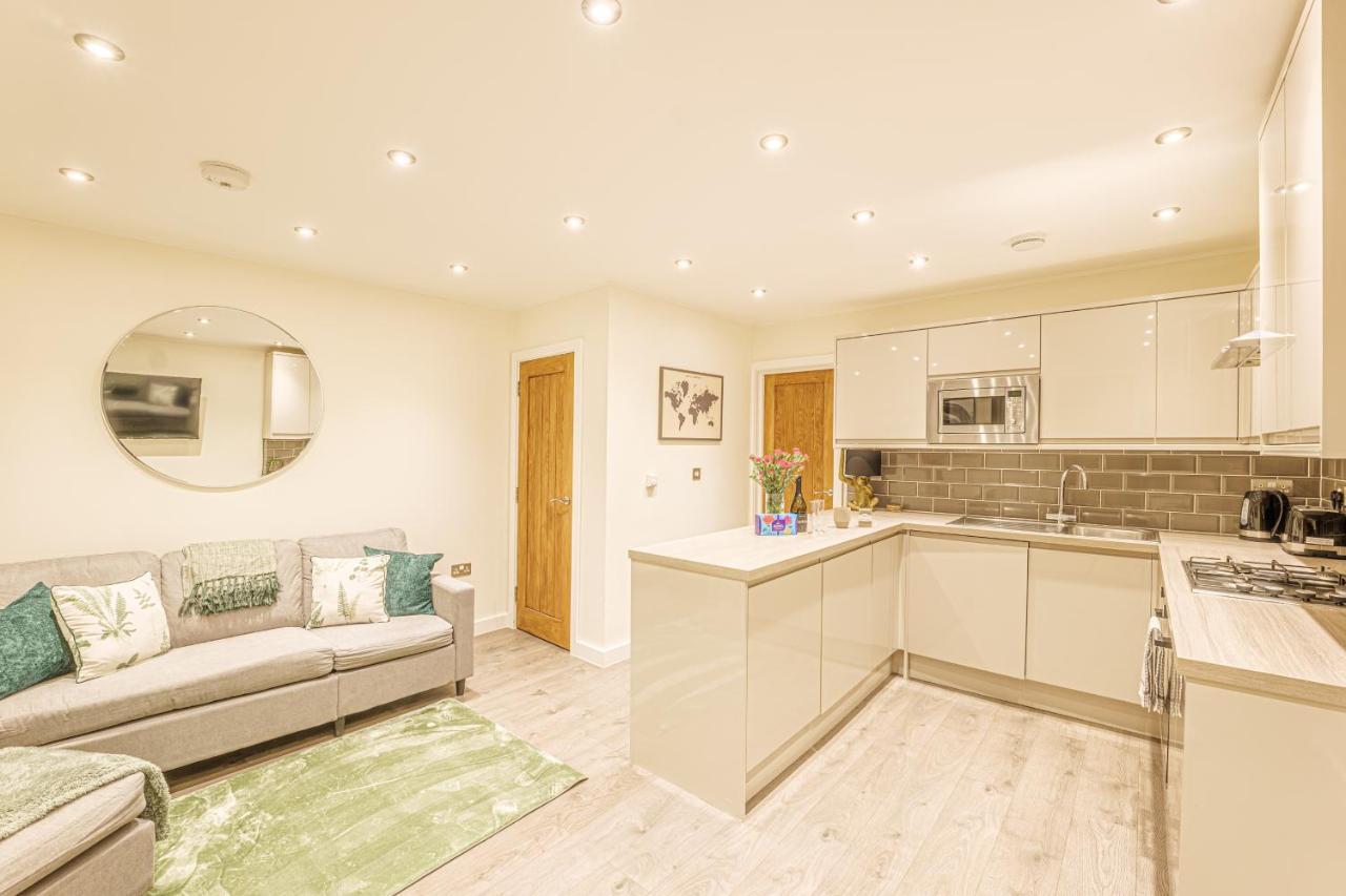 Stunning Family Apartments - Bromley Exterior photo